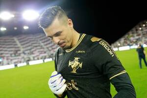 Internacional supera Amrica, se acerta com Corinthians e assina com Ivan