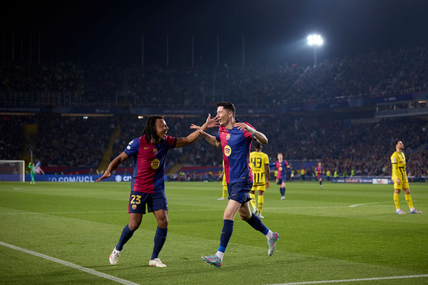 Trio infalvel do Barcelona mostra a eficincia e aniquila o Dortmund em 90 minutos