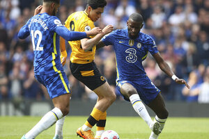 Lukaku marca duas vezes, mas Wolverhampton busca empate herico no fim