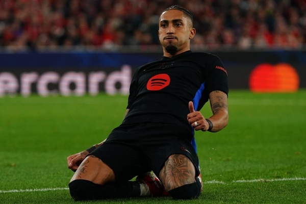 Raphinha  eleito o jogador do ano do Espanhol