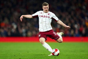 Bilionrio Newcastle busca Targett no Villa