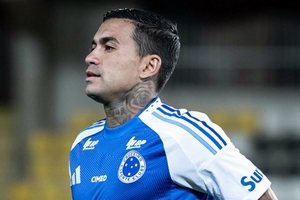 Dudu  barrado no Cruzeiro aps reclamar de ir para a reserva