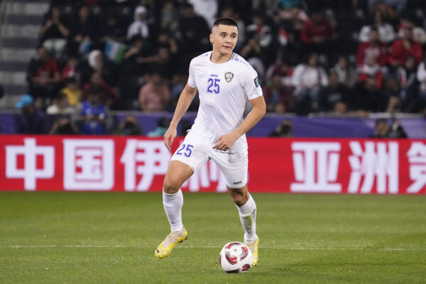 Quem  o adolescente uzbeque que virou aposta milionria do Manchester City?