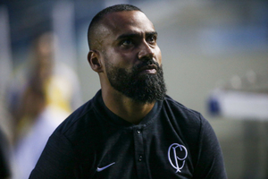 De scout a tcnico do profissional do Corinthians: Coelho aguarda prximo desafio