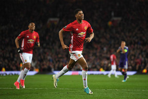 Manchester United precisa da prorrogao para vencer e eliminar Anderlecht