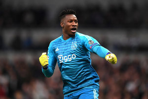 Onana  mais um destaque do Ajax cobiado pelo mercado