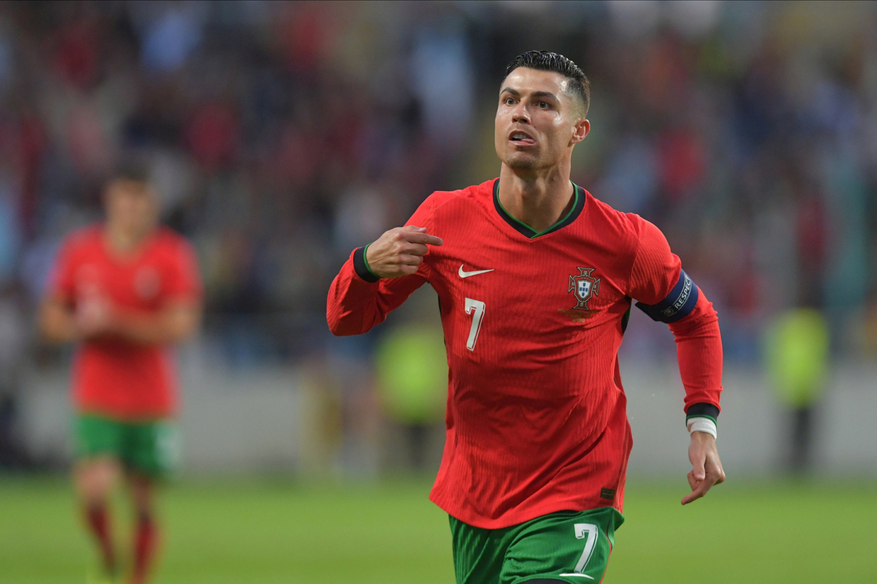 CR7 volta em grande forma, faz dois e Portugal fecha preparação com vitória sobre Irlanda