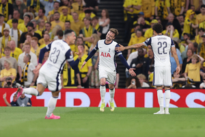 Tottenham esfria o sonho nrdico e abre vantagem na semifinal da Liga Europa
