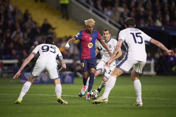 Em jogao de seis gols, Barcelona e Inter empatam semifinal na Catalunha
