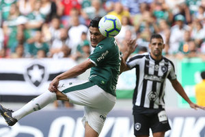 Com atletas de Botafogo, Palmeiras e Santos, Paraguai confirma 23 nomes para Copa Amrica