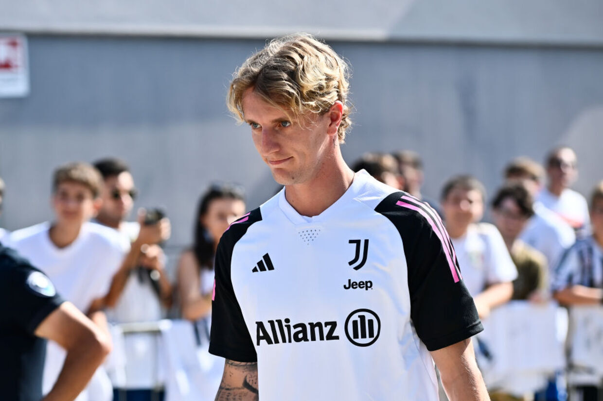 Sem espaço, meia de 120 milhões da Juventus é cedido para a Lazio