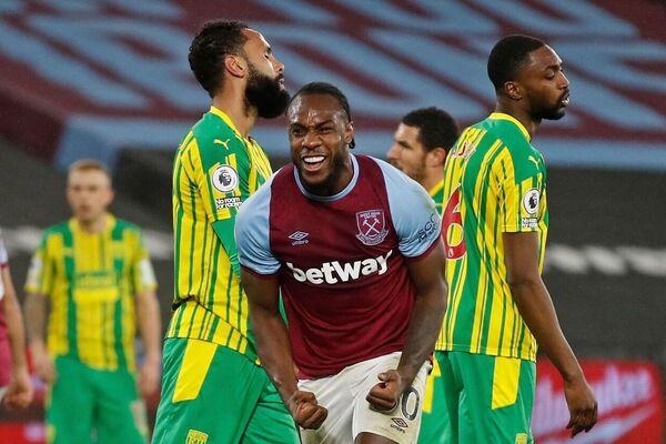 Michail Antonio, do West Ham, sofre acidente de carro grave