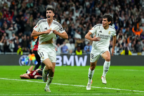 Real Madrid busca virada no ltimo lance e adia ttulo do Barcelona