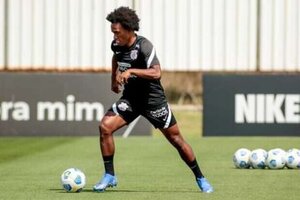 Anvisa orienta Willian a no estrear contra o Atltico Goianiense