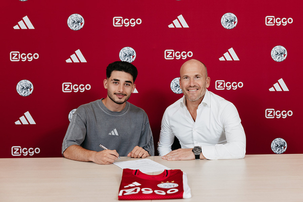 Da rebaixamento na Espanha  Liga dos Campees: Ral Moro assina pelo Ajax