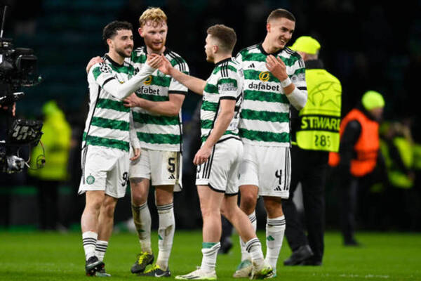 Celtic e Atlético empatam na Escócia em jogo de quatro gols 