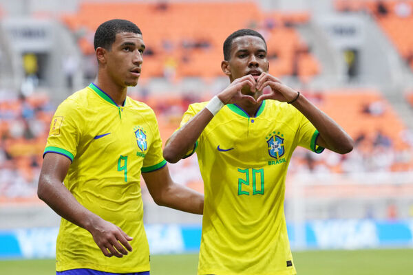 Estvo, promessas do Flu e do Inter em tradicional lista de melhores sub-17 do mundo