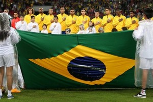 Leitores escalam seleo sem Neymar: Confira!