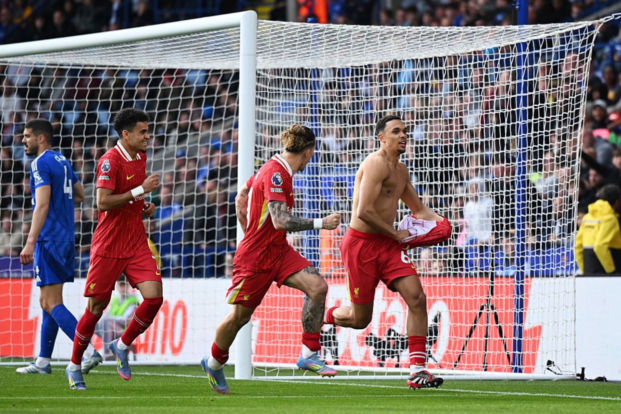 Liverpool sacramenta rebaixamento do Leicester e fica a uma vitria do ttulo ingls