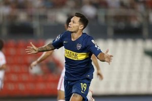 Alvo do Atltico, Zrate tem carreira de nmade no futebol