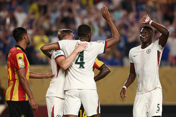 Chelsea bate o Esprance com tranquilidade e avana s oitavas
