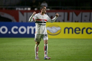 So Paulo busca renovar com Lucca, que estreou com gol na Libertadores