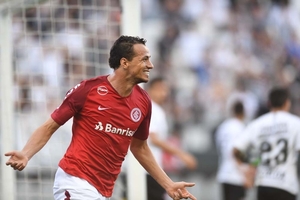 Inter avalia retorno de Leandro Damio