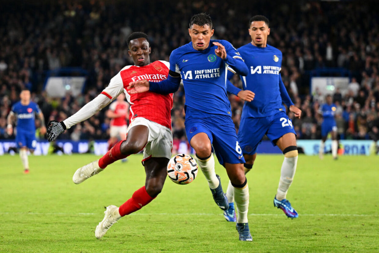 Com estreia de ex-Corinthians e um a menos, Nottingham Forest arranca empate  do Brentford no Inglês