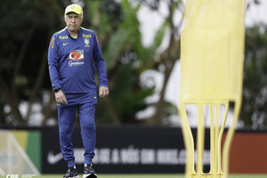Ancelotti confirma retorno de Raphinha e projeta seleo com maior mobilidade