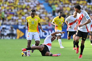 Colmbia joga mal em Barranquilla e s empata com o Peru