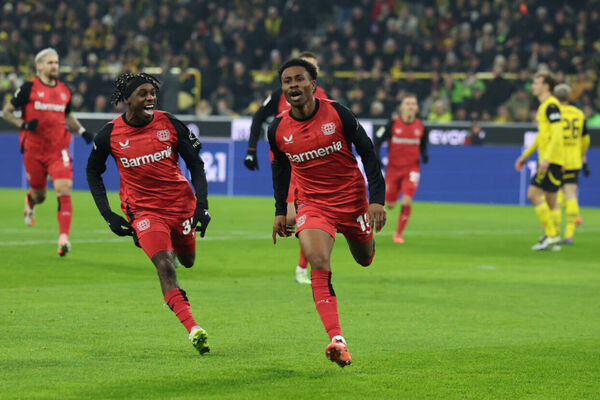 Leverkusen decide em 20 minutos e vence Dortmund no Signal Iduna Park