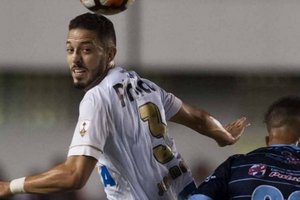 Santos empata sem gols com Garcilaso, mas avana como lder do grupo