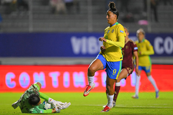 Brasil supera a Venezuela e estreia com vitria na Copa Amrica Feminina