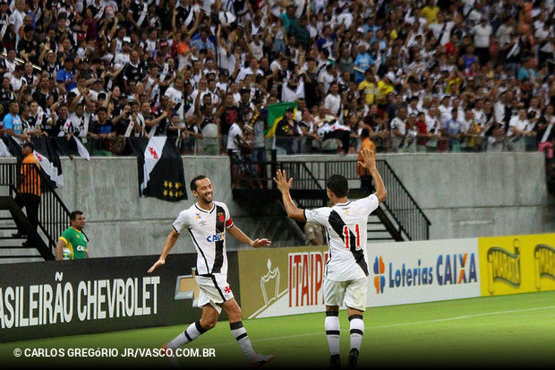 Vasco vence Londrina com gol contra, mas Atltico Goianiense segue lder da Srie B