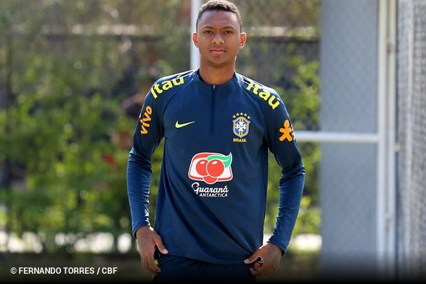 Bara prope mais de R$ 80 milhes por promessas palmeirenses