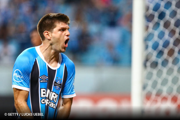 Kannemann entra na mira de time da Premier League