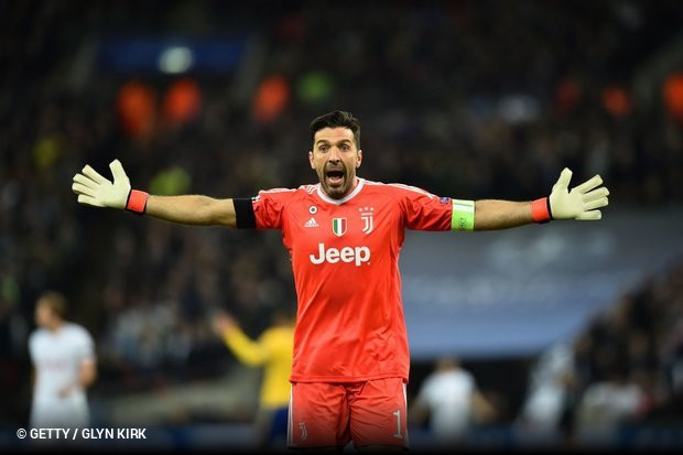 Pnalti sobrenatural na Turquia, Kant 'macetado' e Buffon confuso 