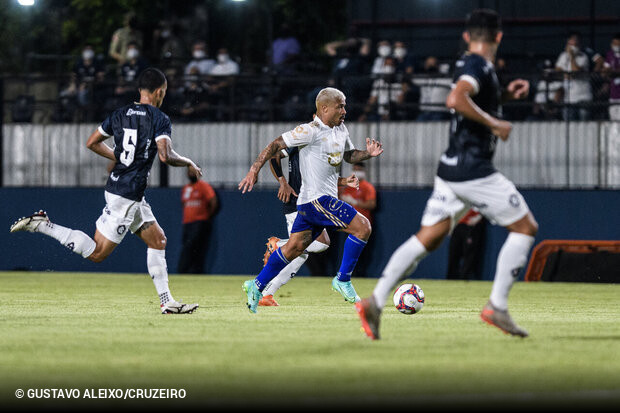 Pifio Cruzeiro E Batido Pelo Remo Na Serie B Ogol Com Br