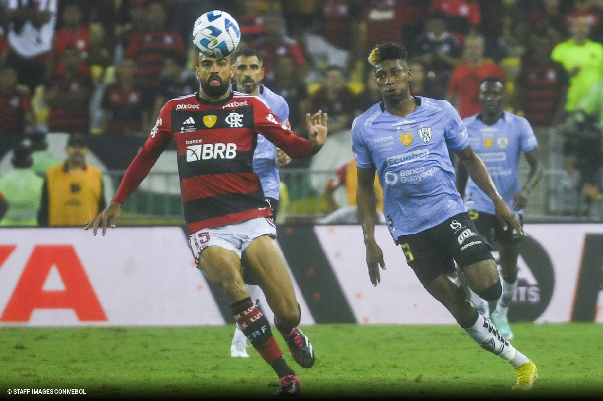 Veja jogo Flamengo e Independiente Del Valle ao vivo de graça agora pela  Recopa