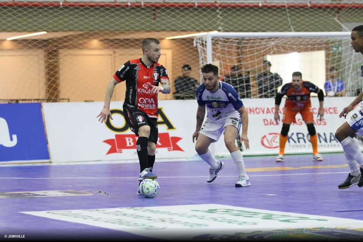 Vale vaga na final: Sorocaba e Joinville duelam pela semi da Liga Futsal, liga nacional de futsal