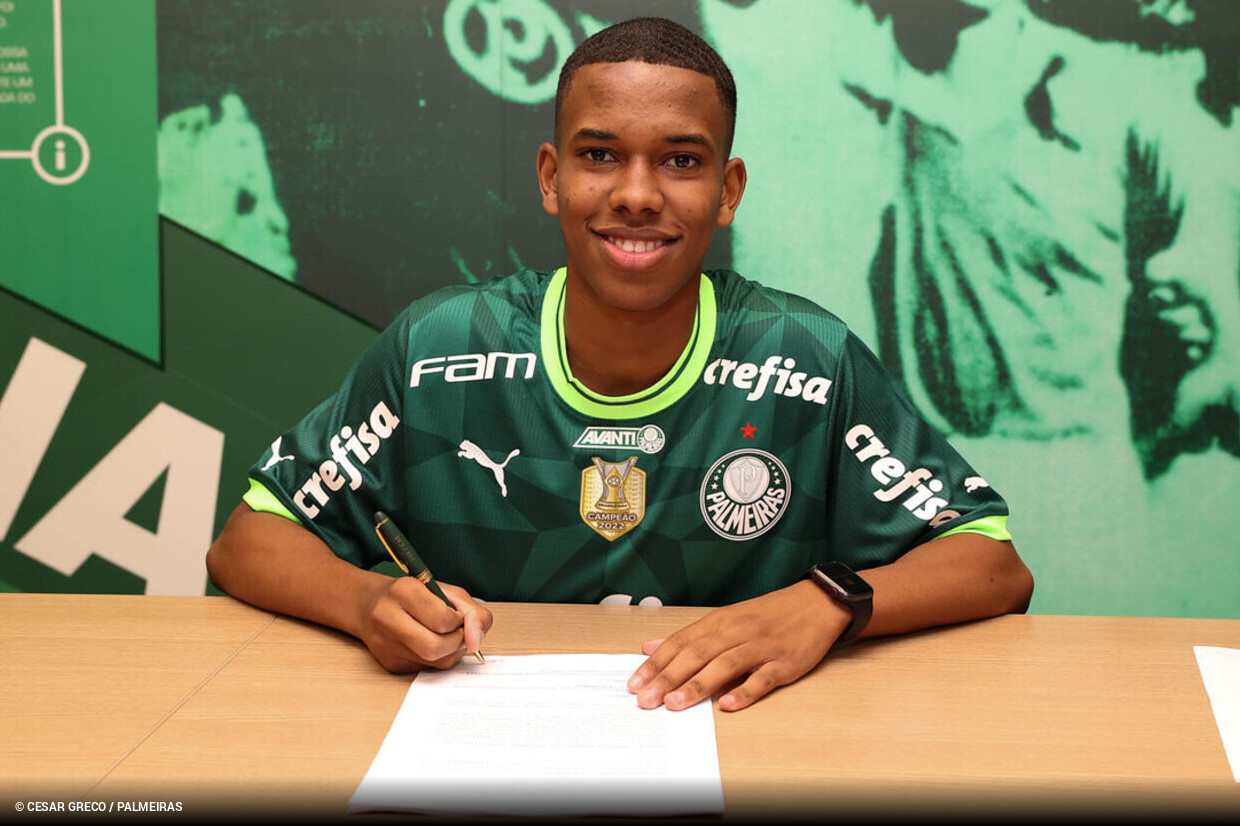 Promessa da base, Estêvão assina primeiro contrato profissional com o  Palmeiras 