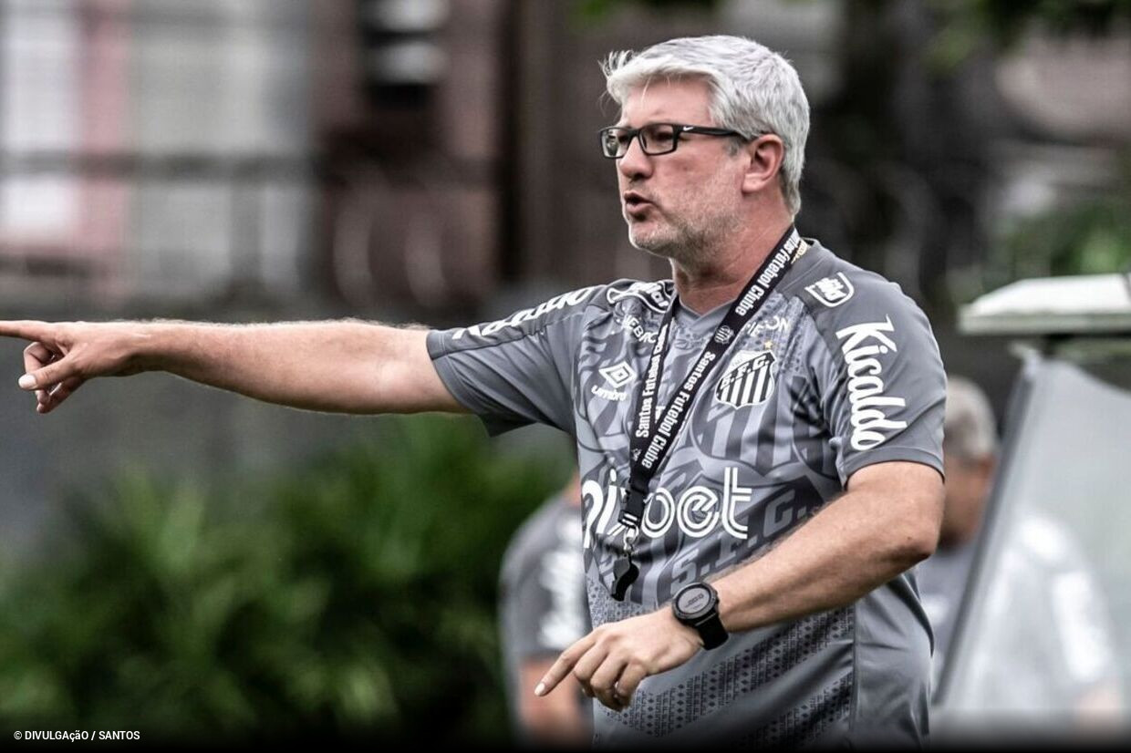 Santos demite Odair Hellman e mira retorno de Carille