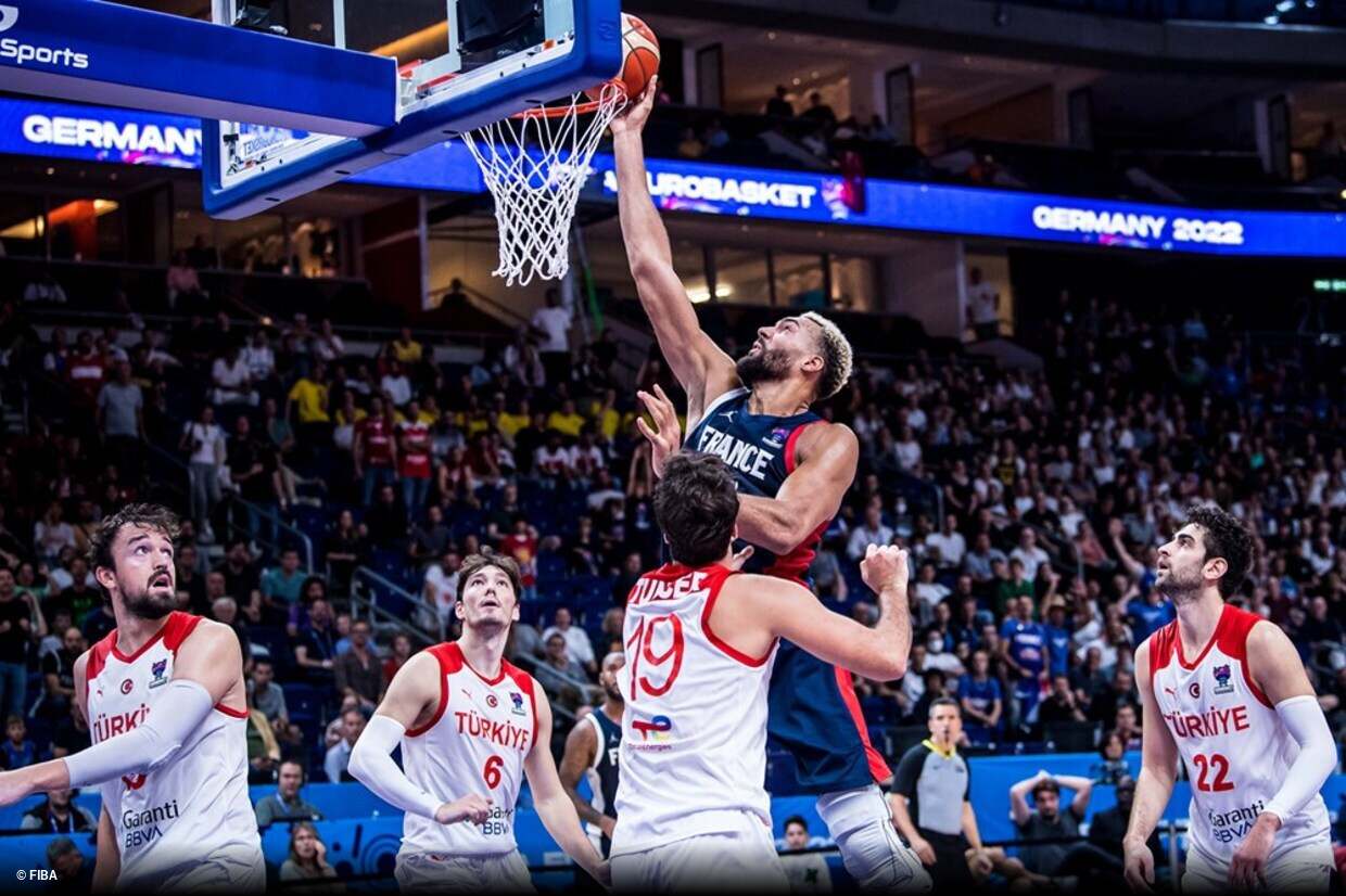 Com astros da NBA, Vincent Collet anuncia lista de convocados para a  seleção francesa de basquete olímpica - Surto Olímpico