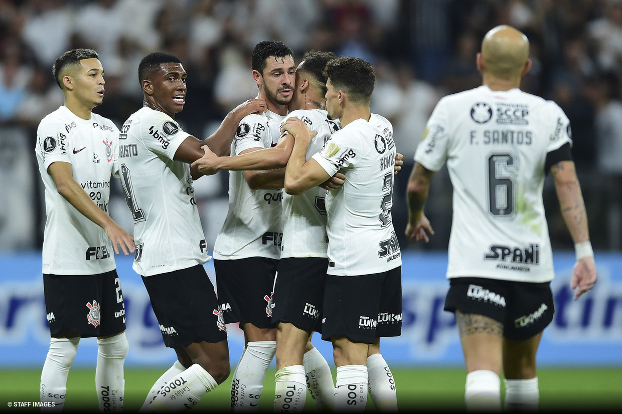 Atacante do Corinthians aparece entre pontas mais valorizados do futebol  brasileiro em 2023