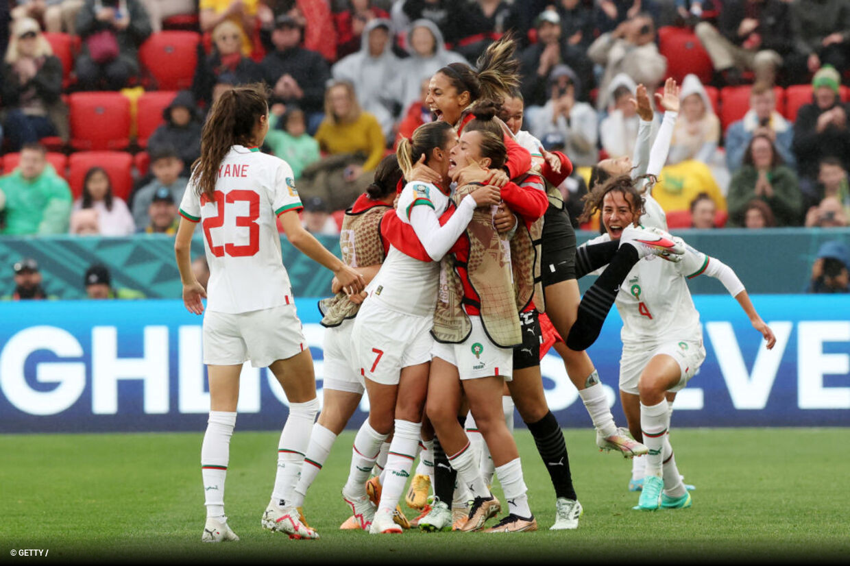 Portugal vence Turquia em casa e mantém sonho da Copa vivo