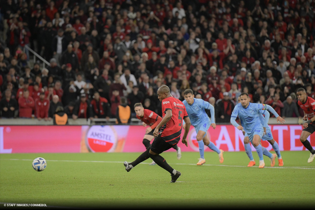 Bolívar 0 x 1 Internacional  Taça Libertadores: melhores momentos