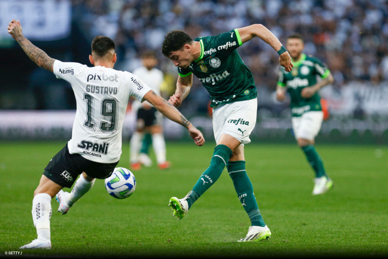 Corinthians e Palmeiras fazem jogo equilibrado e ficam no 0 a 0