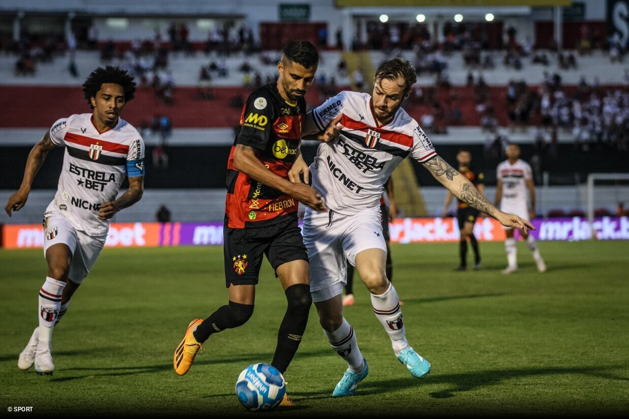 Campeonato Alemão volta nesta sexta-feira (20): veja como estava a  Bundesliga antes da Copa - Jogada - Diário do Nordeste