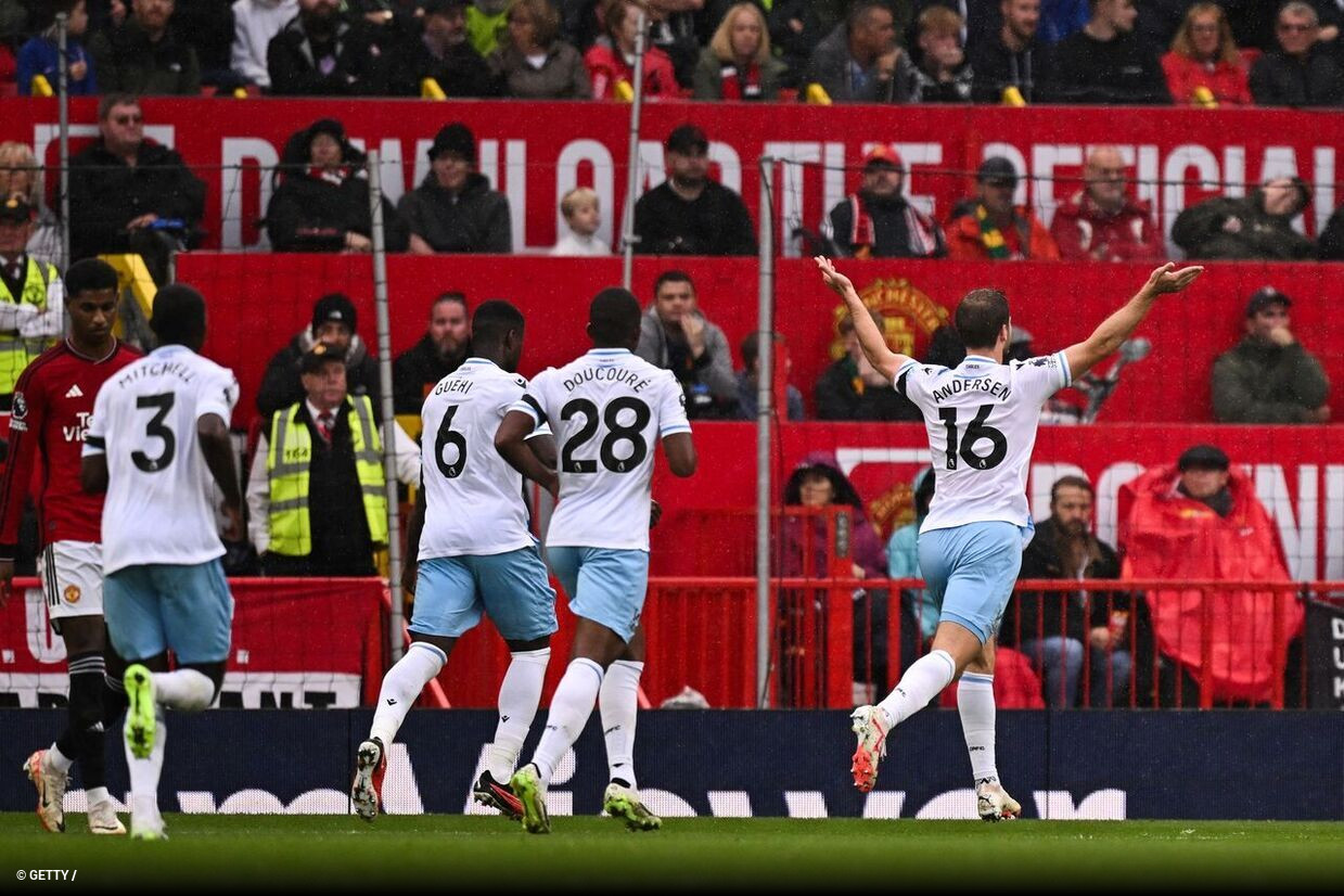 No maior clássico inglês, Liverpool arranca empate com o United - Lance!