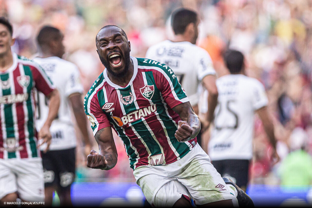 Com quiz nas redes sociais, São Paulo confirma Luiz Gustavo para 2024